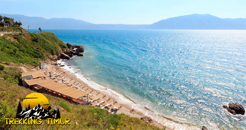 Liburan Romantis di Pantai Vlorë, Albania